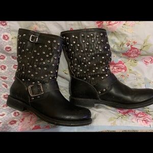EUC Authentic Frye Brand Boots
